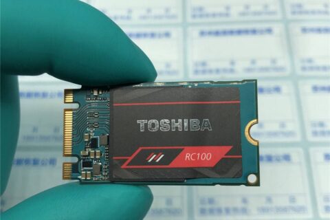笔记本进本烧坏SSD固态硬盘TOSHIBA RC100进水后PCB层短路数据恢复成功