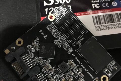 成功恢复SM2258XT主控的金泰克S300固态硬盘无法识别不读盘
